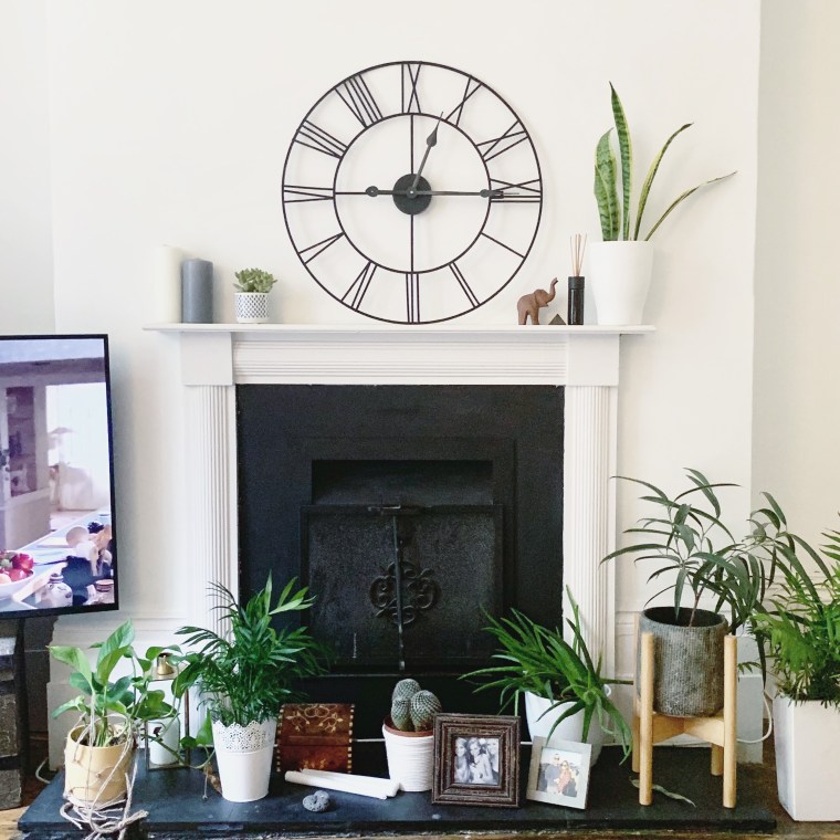 CA94DEDB-B057-4D73-BB95-438D602CA7F0